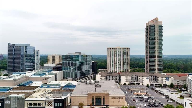 750 Park Avenue NE Unit 6E