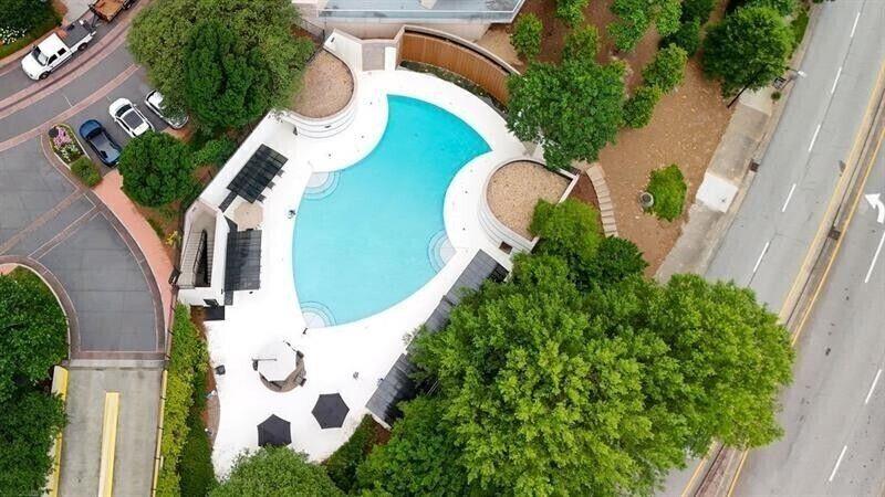 750 Park Avenue NE Unit 6E