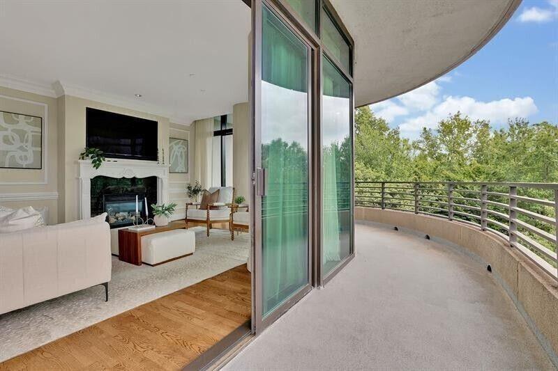 750 Park Avenue NE Unit 6E