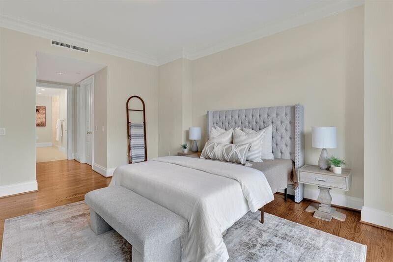 750 Park Avenue NE Unit 6E