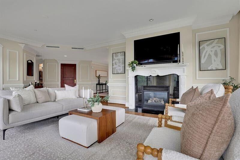 750 Park Avenue NE Unit 6E