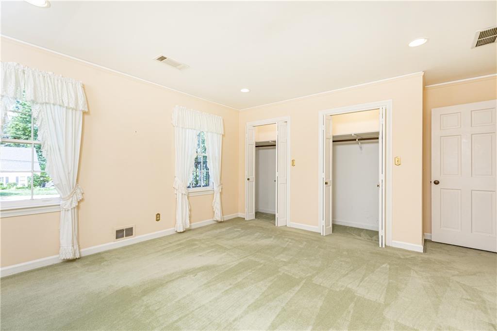 5287 Vernon Lake Drive