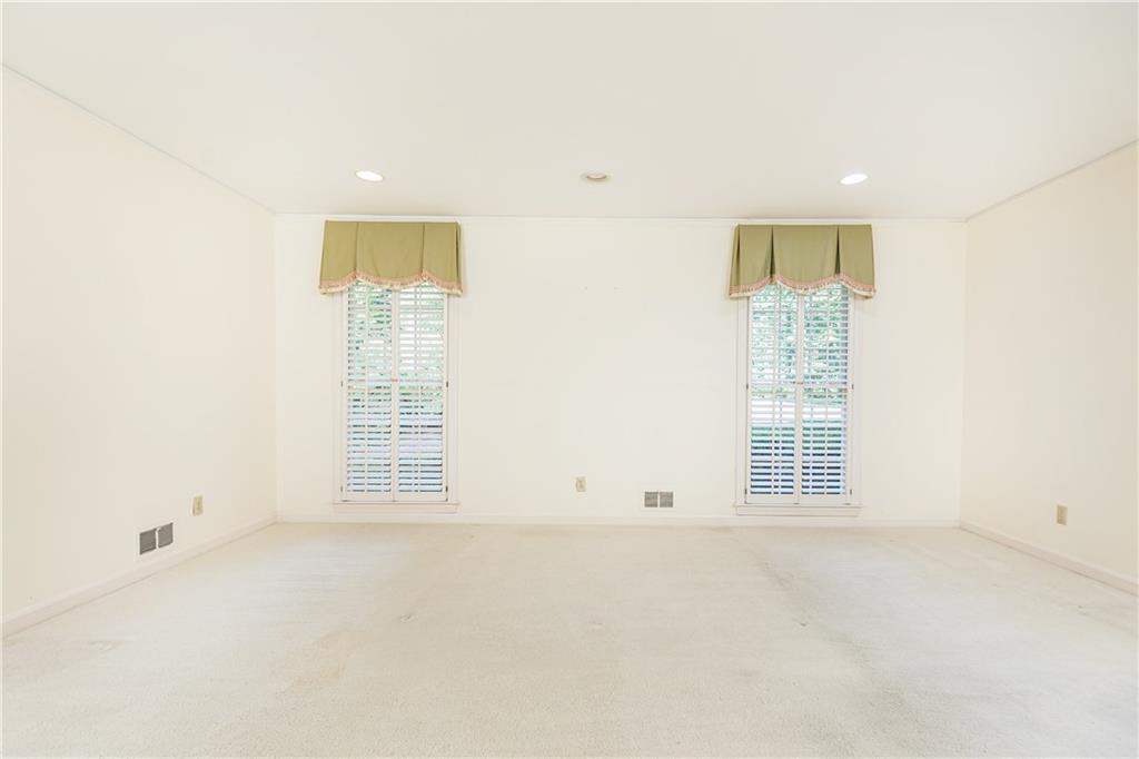 5287 Vernon Lake Drive