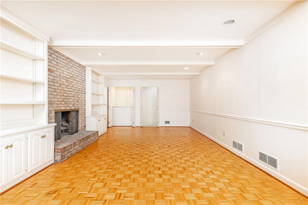 5287 Vernon Lake Drive