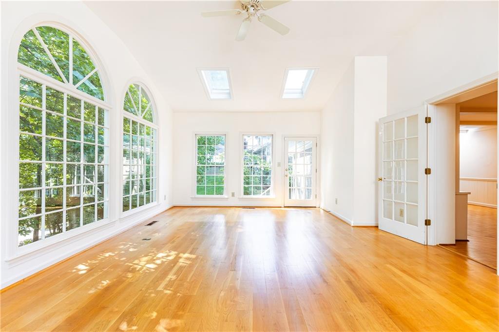 5287 Vernon Lake Drive