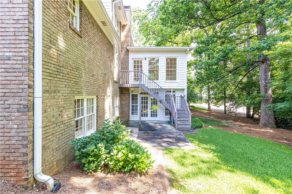 5287 Vernon Lake Drive