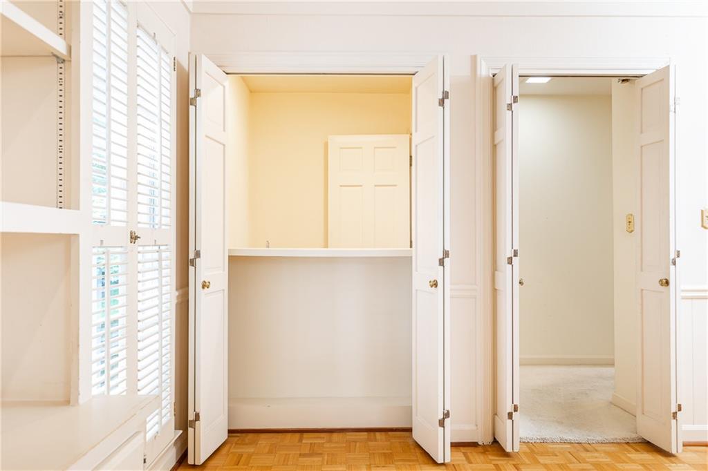 5287 Vernon Lake Drive