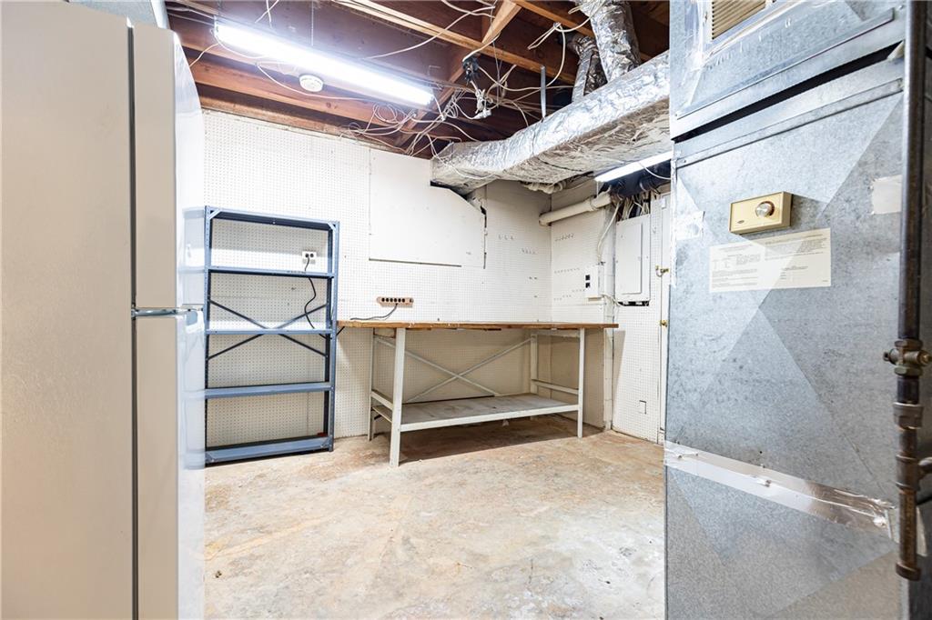 5287 Vernon Lake Drive