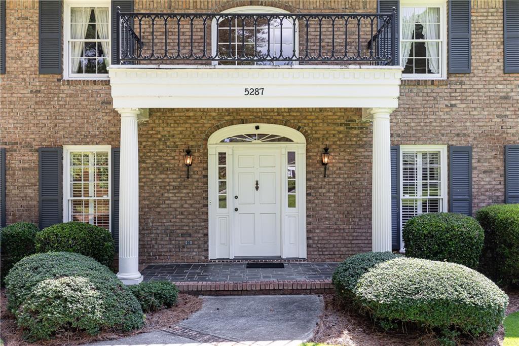5287 Vernon Lake Drive