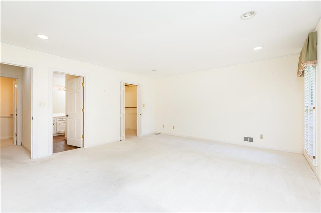 5287 Vernon Lake Drive