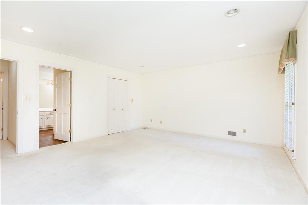 5287 Vernon Lake Drive