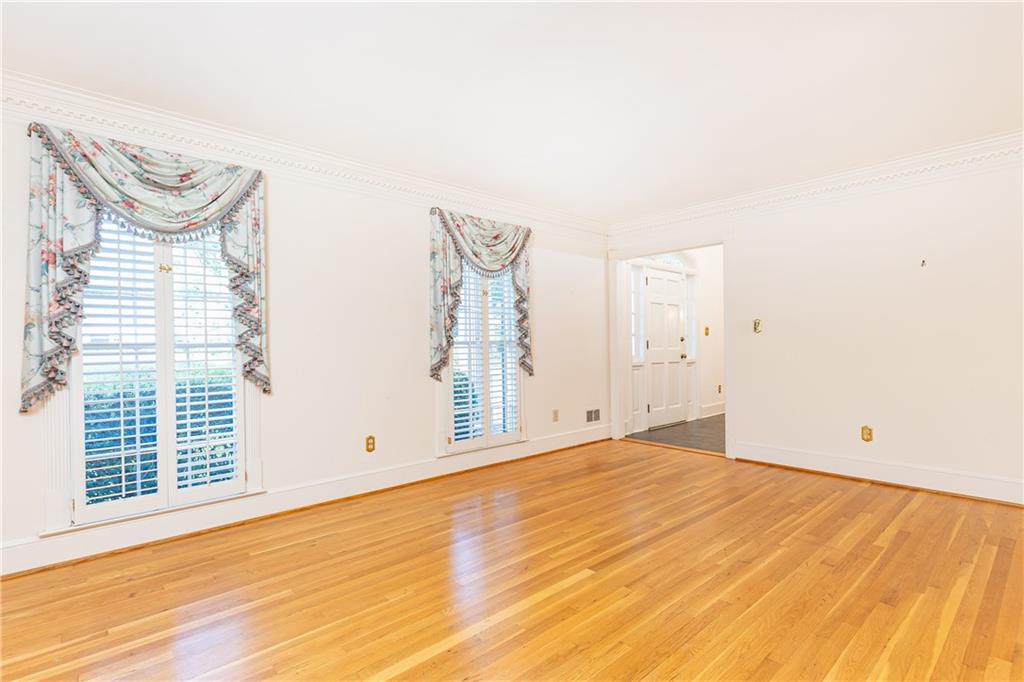 5287 Vernon Lake Drive