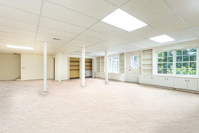 5287 Vernon Lake Drive