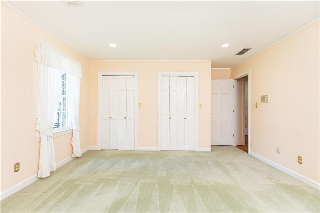 5287 Vernon Lake Drive