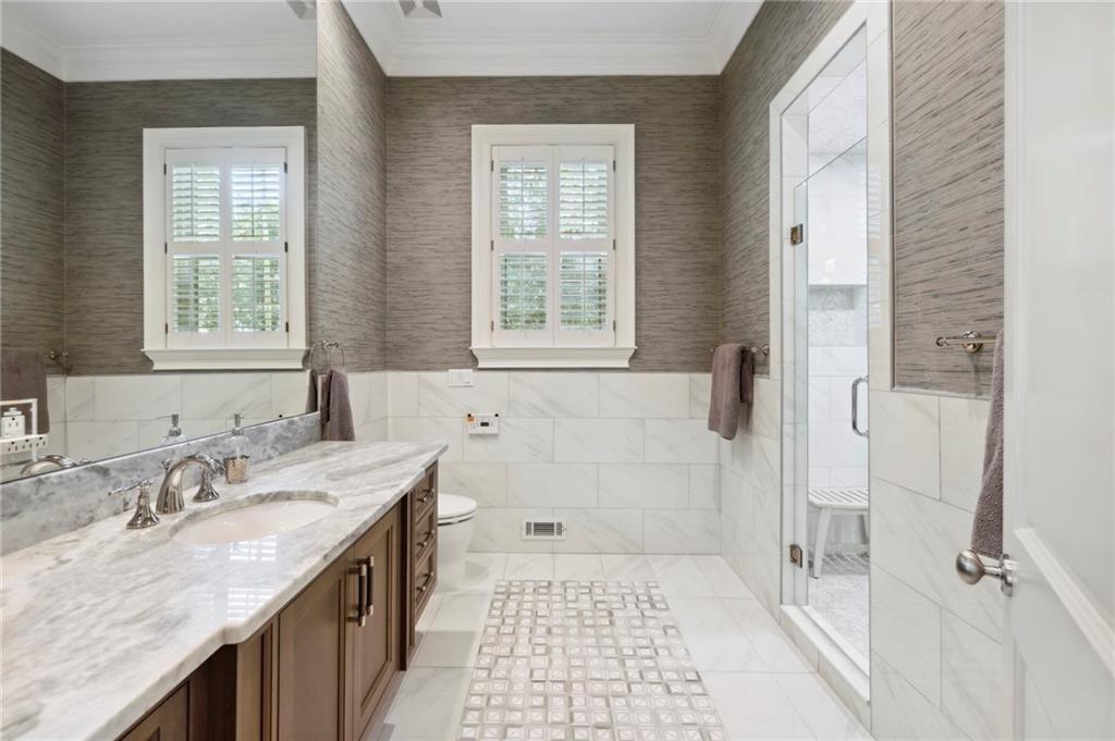 2883 Andrews Drive NW