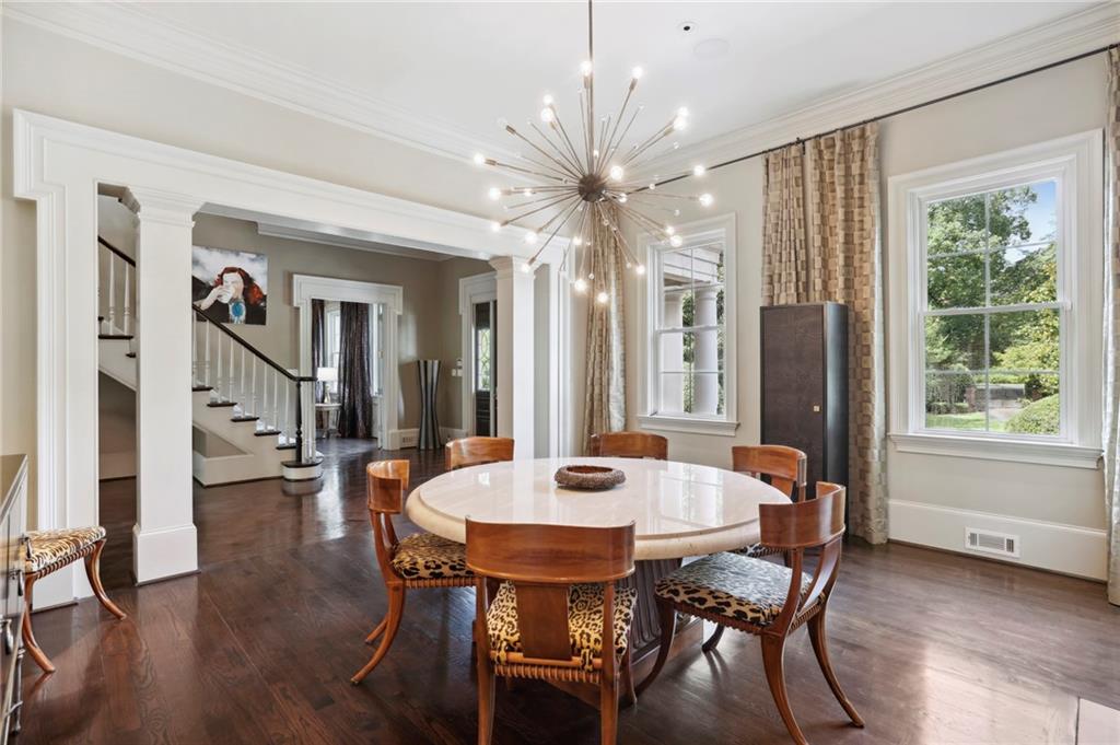 2883 Andrews Drive NW