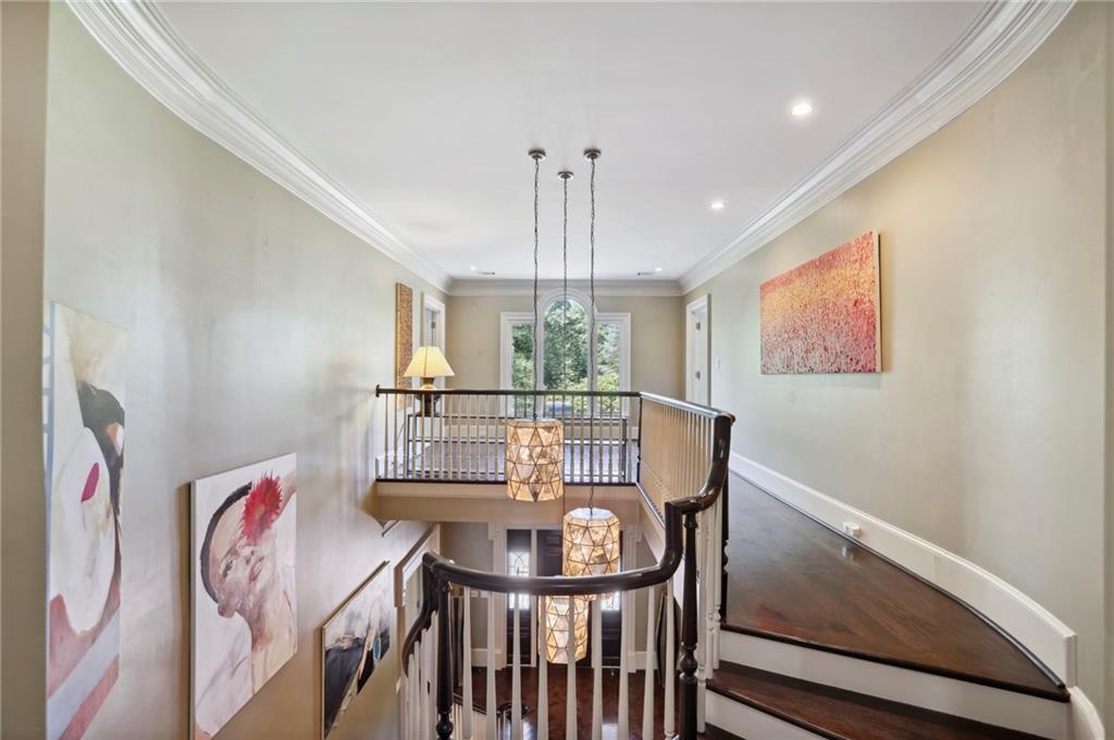 2883 Andrews Drive NW