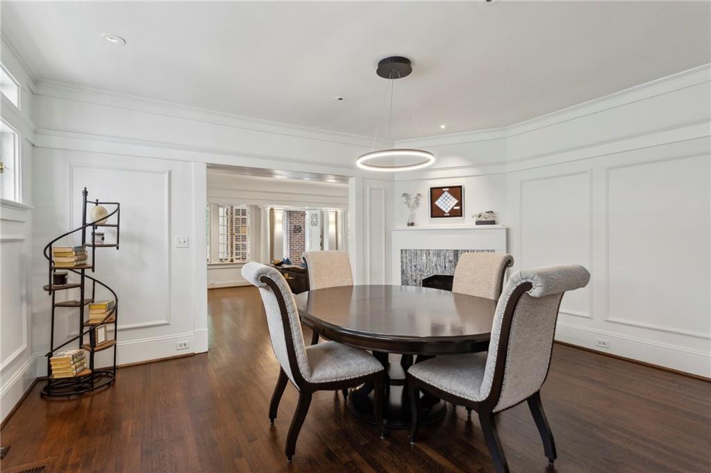 16 Walker Terrace NE