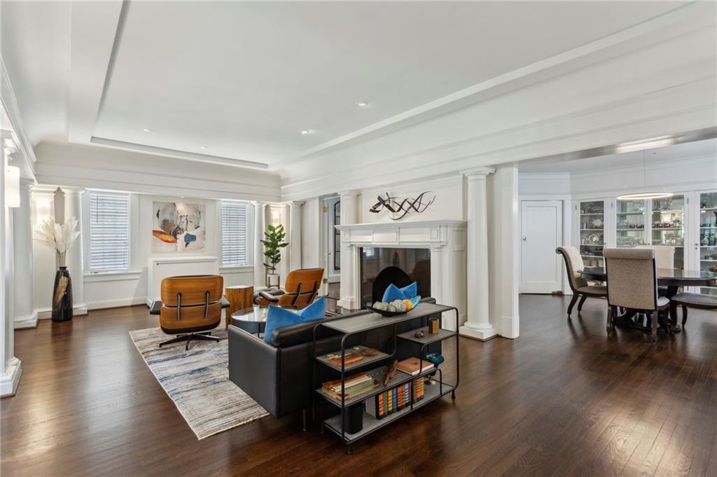 16 Walker Terrace NE