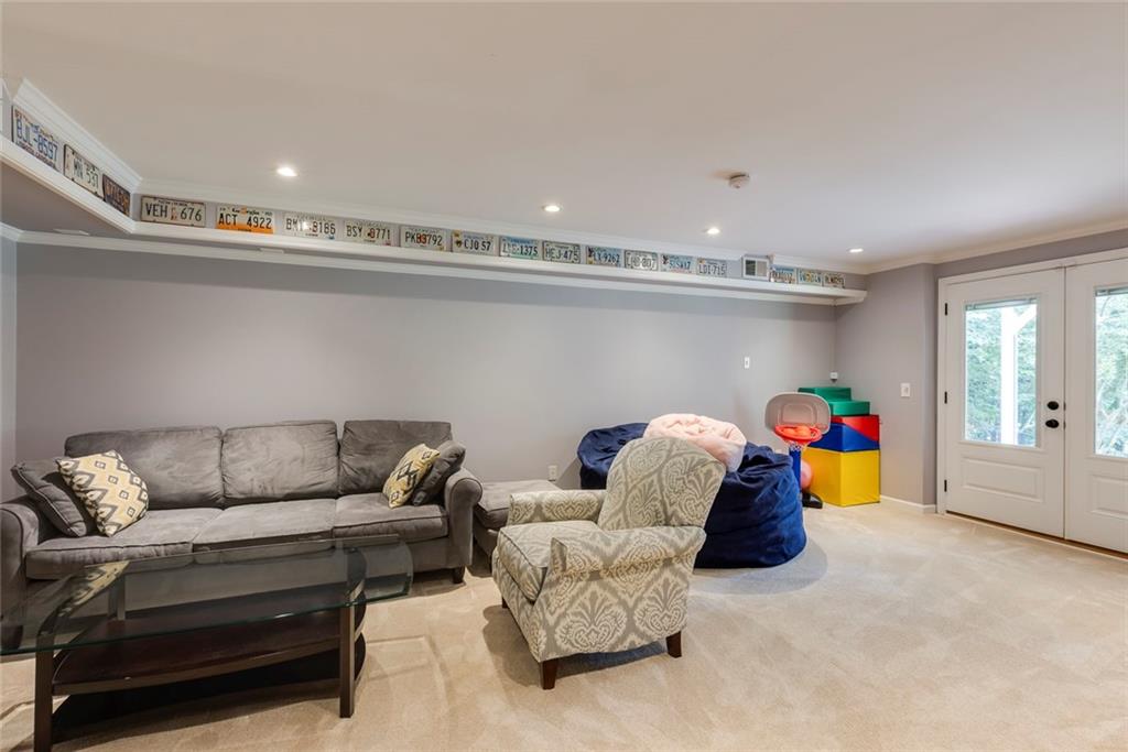 4047 Dunwoody Club Drive