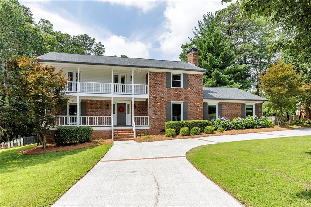 4047 Dunwoody Club Drive