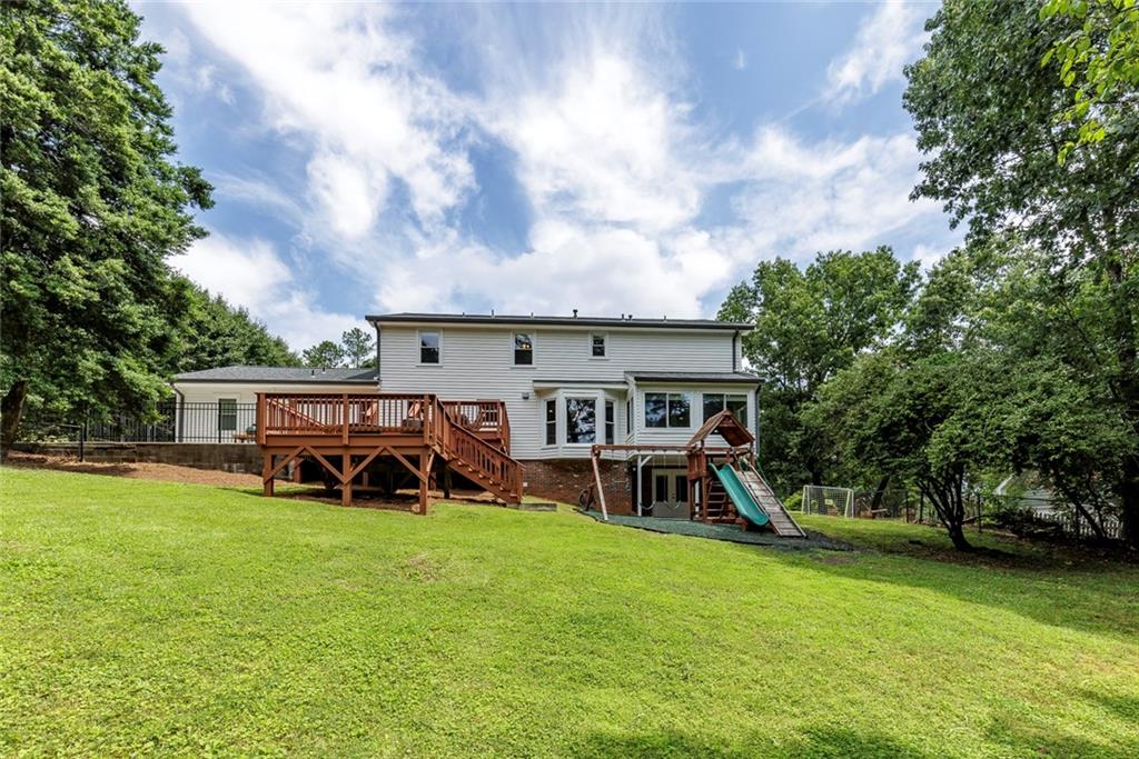 4047 Dunwoody Club Drive