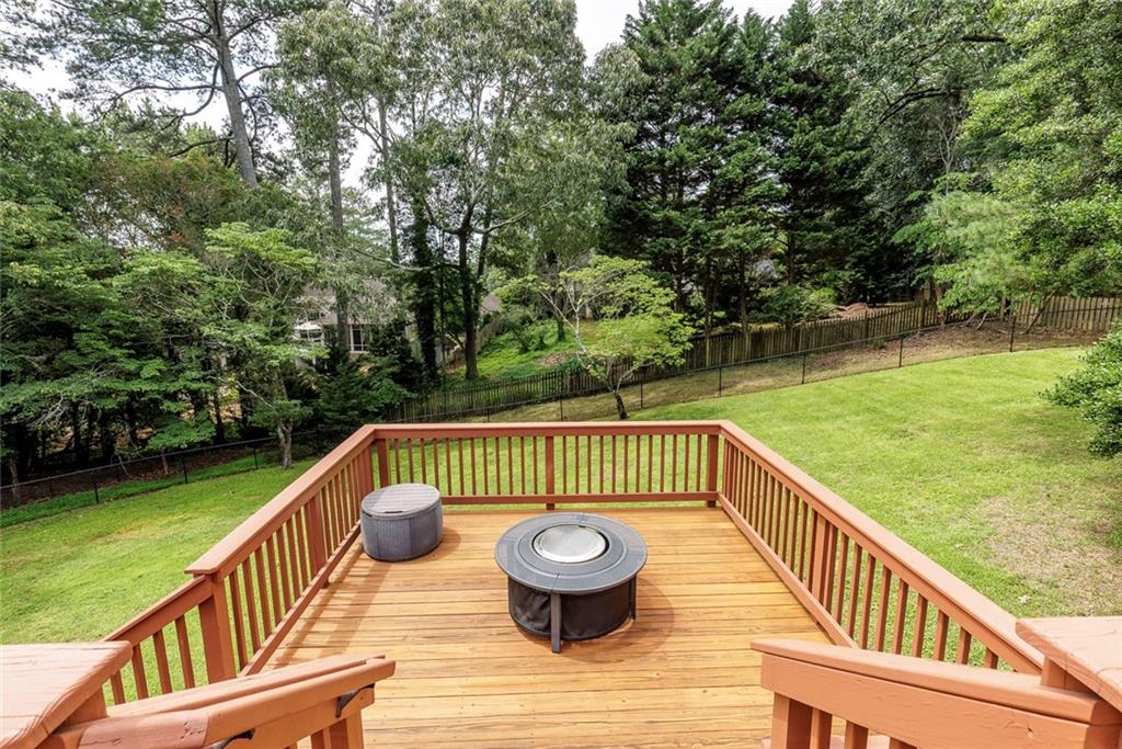 4047 Dunwoody Club Drive