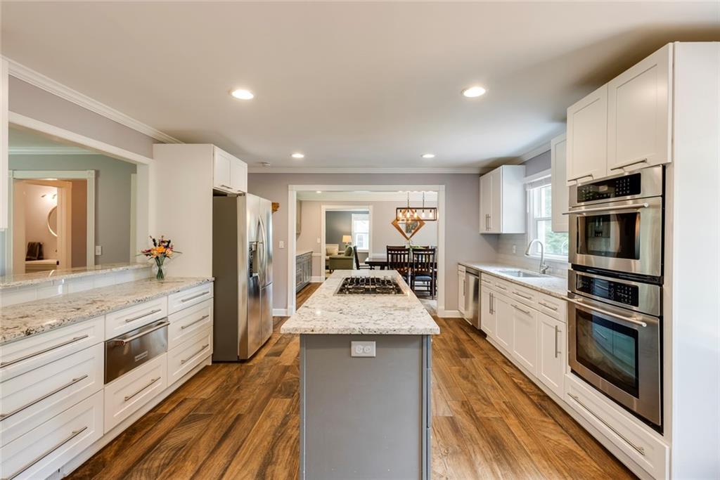 4047 Dunwoody Club Drive