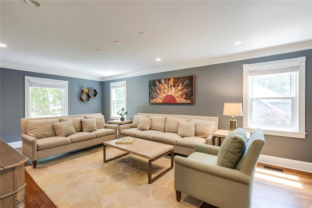 4047 Dunwoody Club Drive