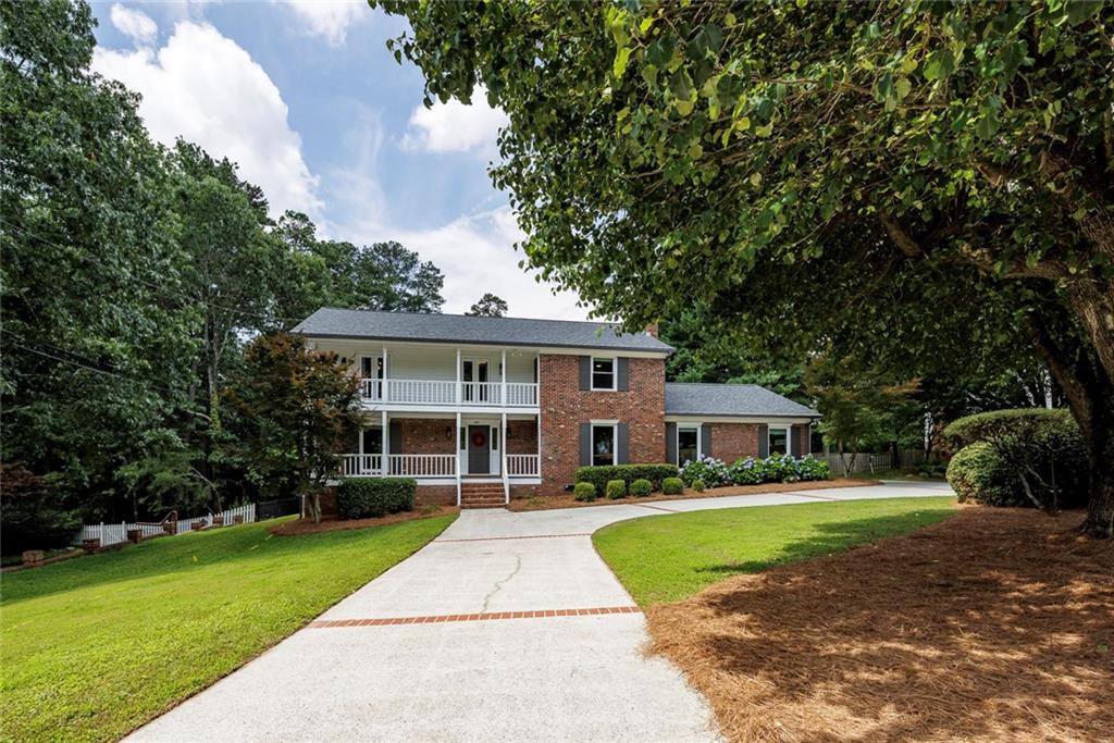 4047 Dunwoody Club Drive