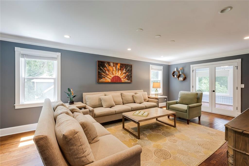 4047 Dunwoody Club Drive