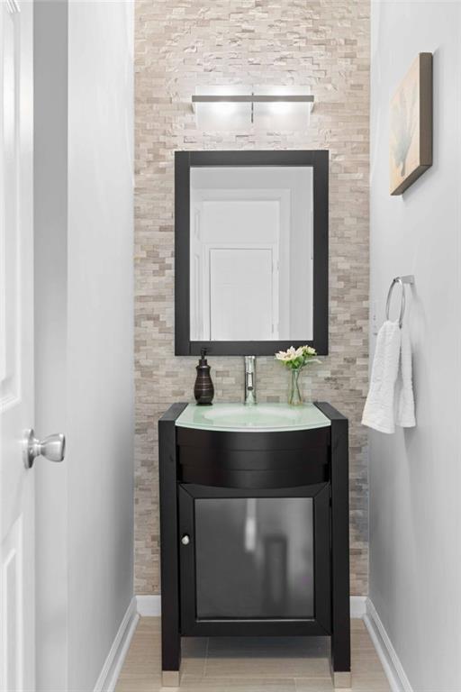 520 Weatherend Court