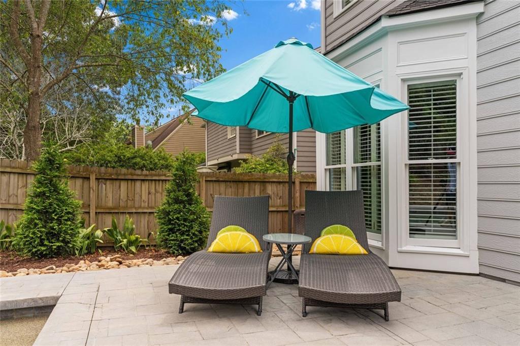 520 Weatherend Court