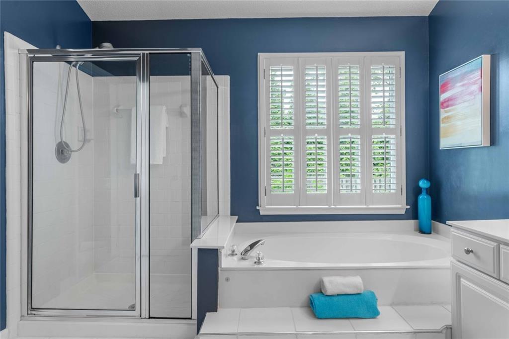 520 Weatherend Court