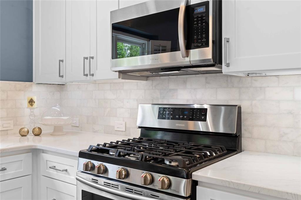 520 Weatherend Court