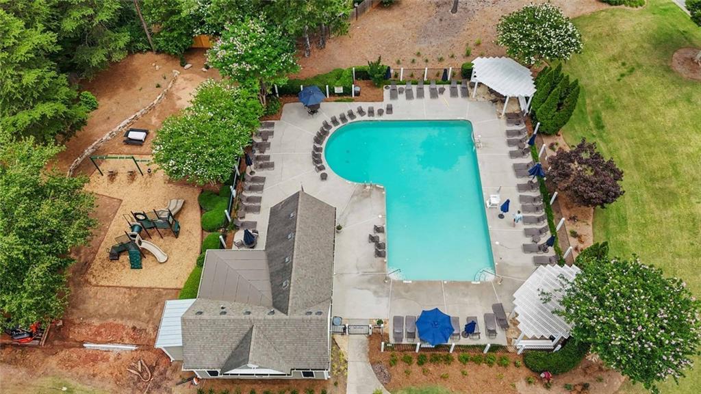 520 Weatherend Court