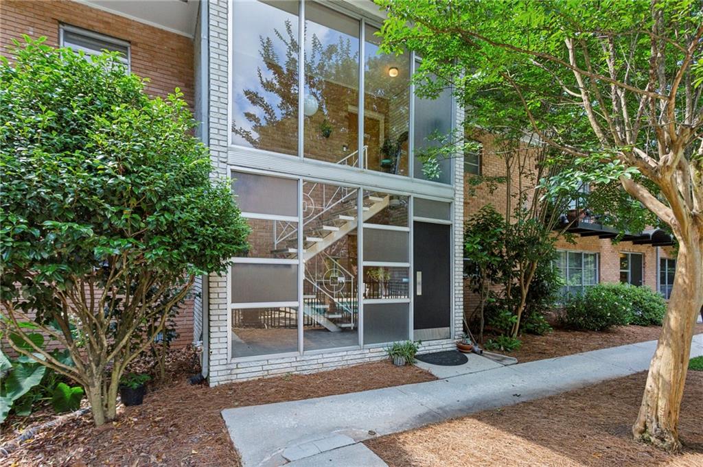 1240 Woodland Avenue NE Unit 7