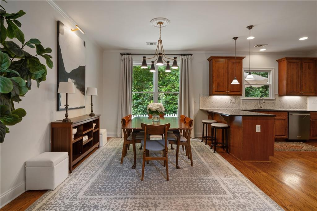 1360 Edmund Court NE