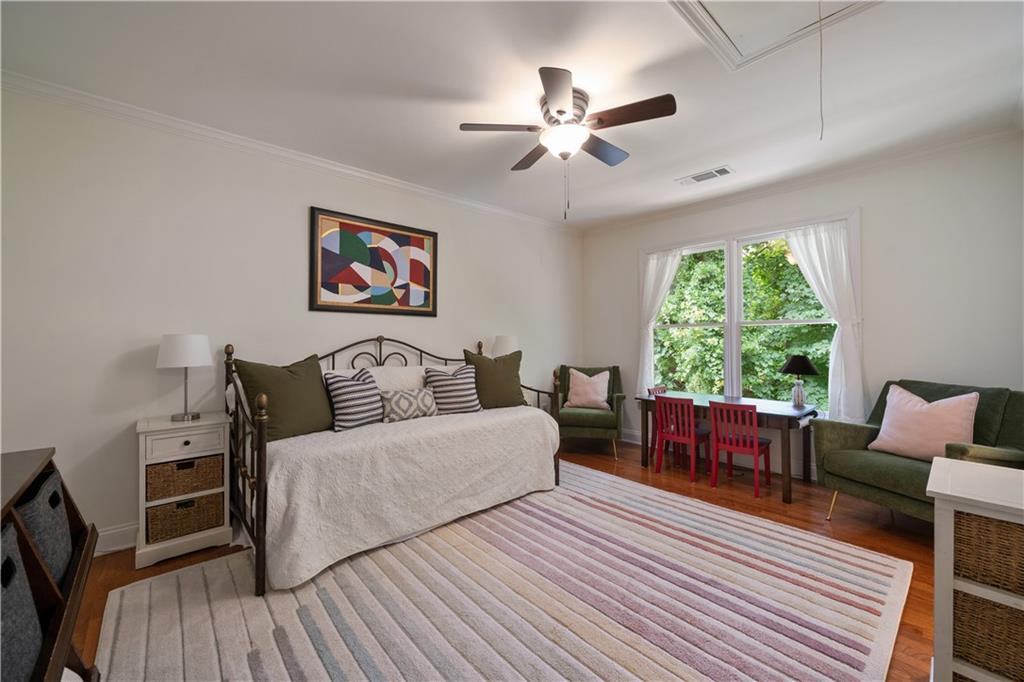 1360 Edmund Court NE