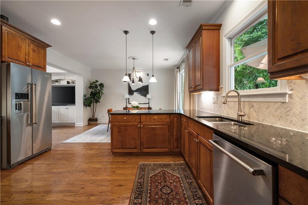 1360 Edmund Court NE