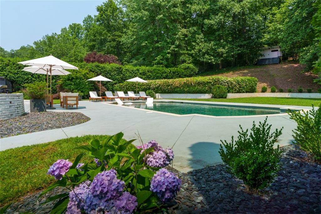 4095 N Broadland Road NW