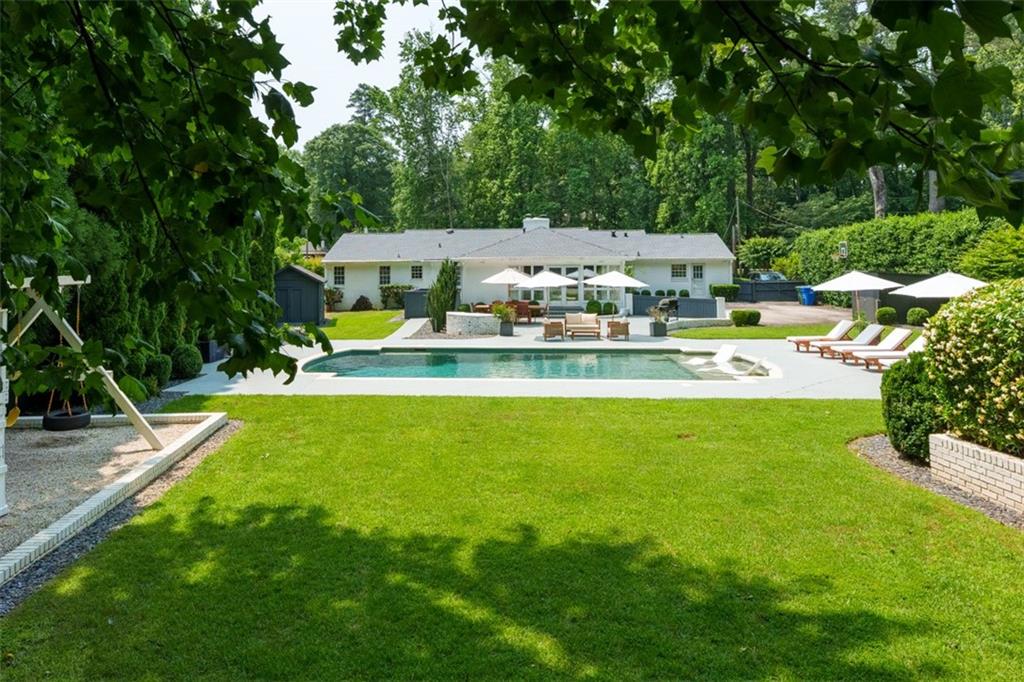 4095 N Broadland Road NW