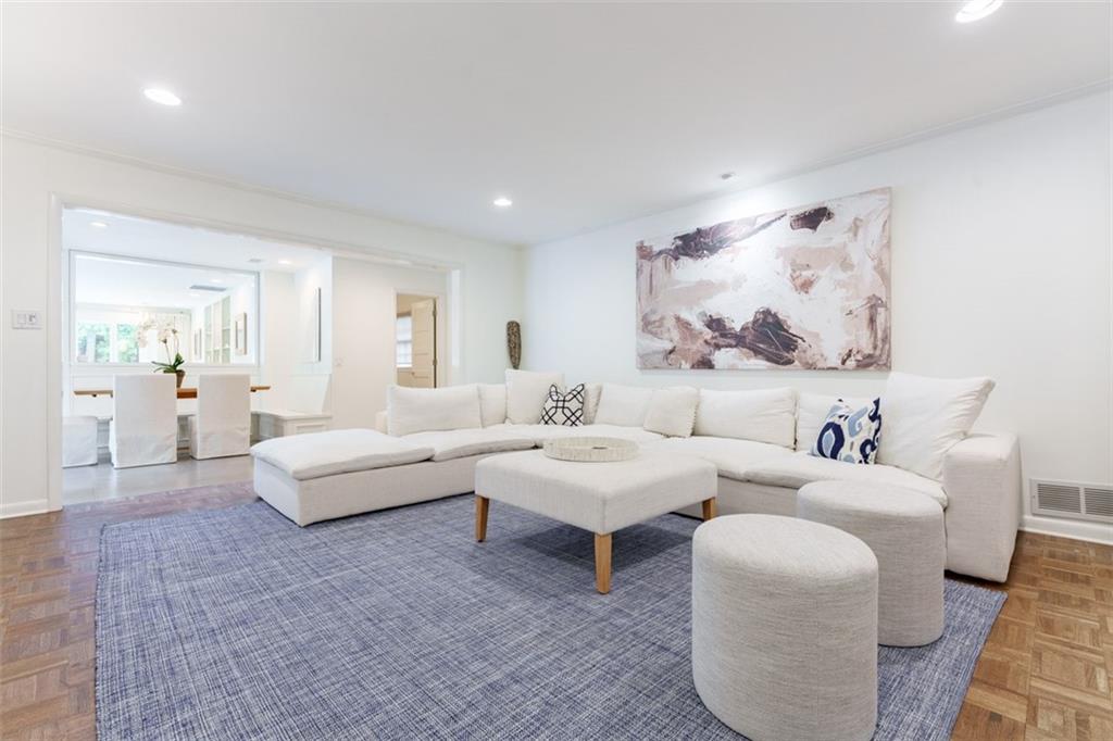 4095 N Broadland Road NW