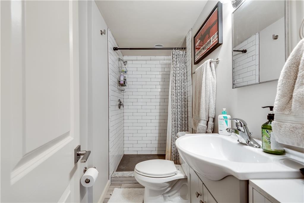 2312 Wayside Drive NE