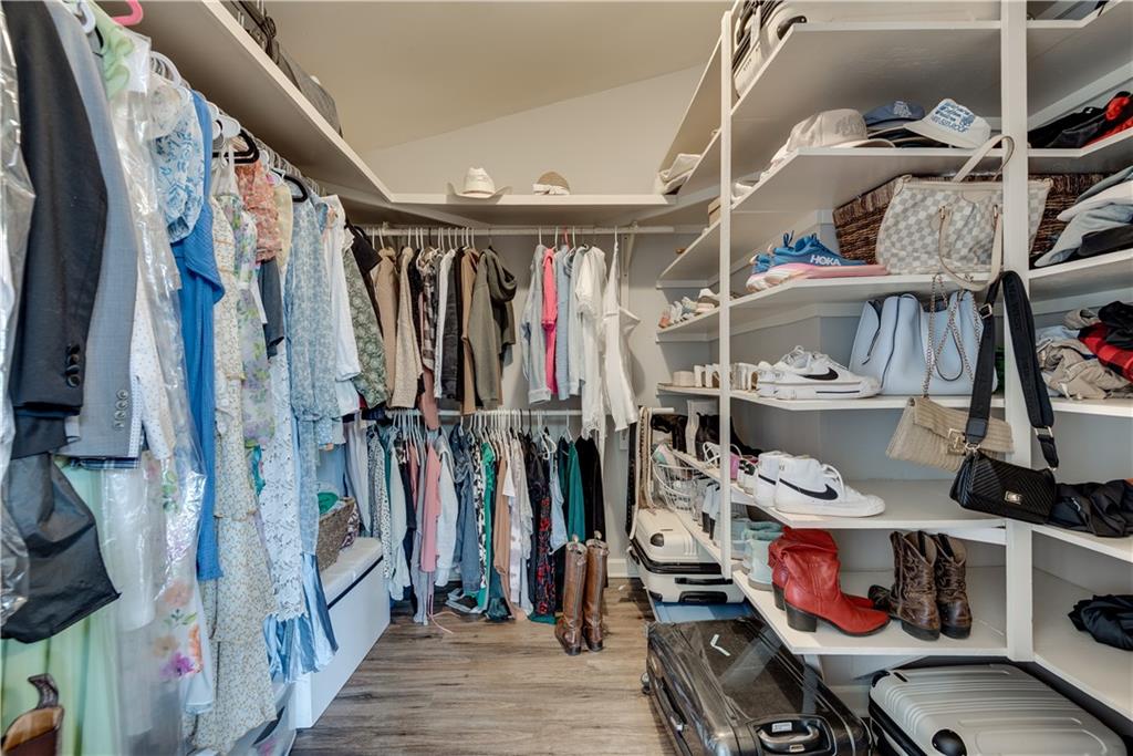 2312 Wayside Drive NE