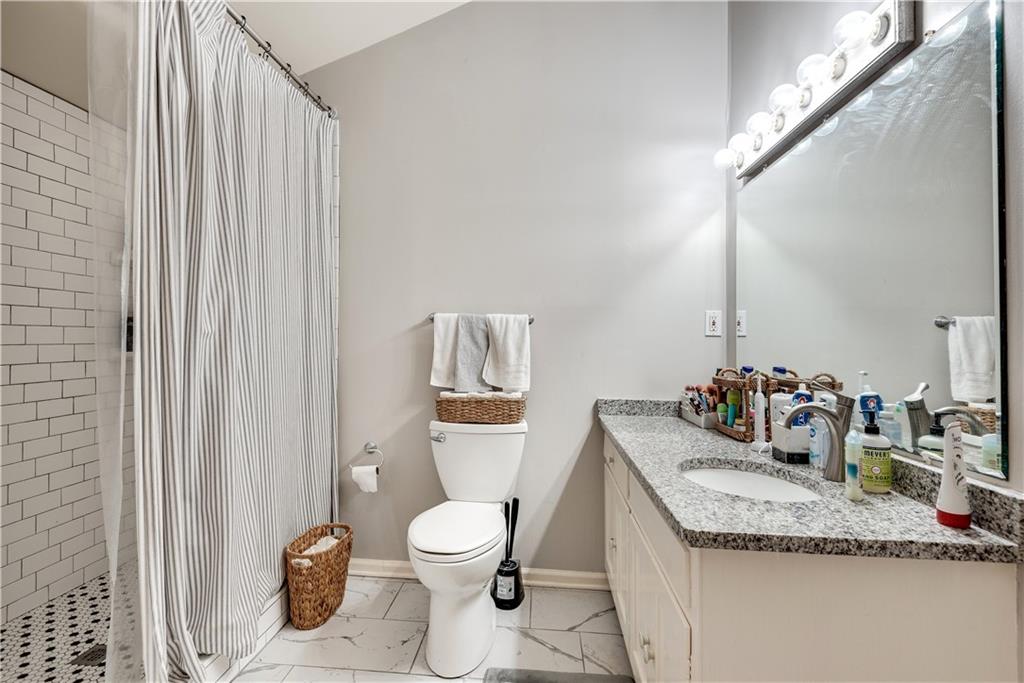 2312 Wayside Drive NE