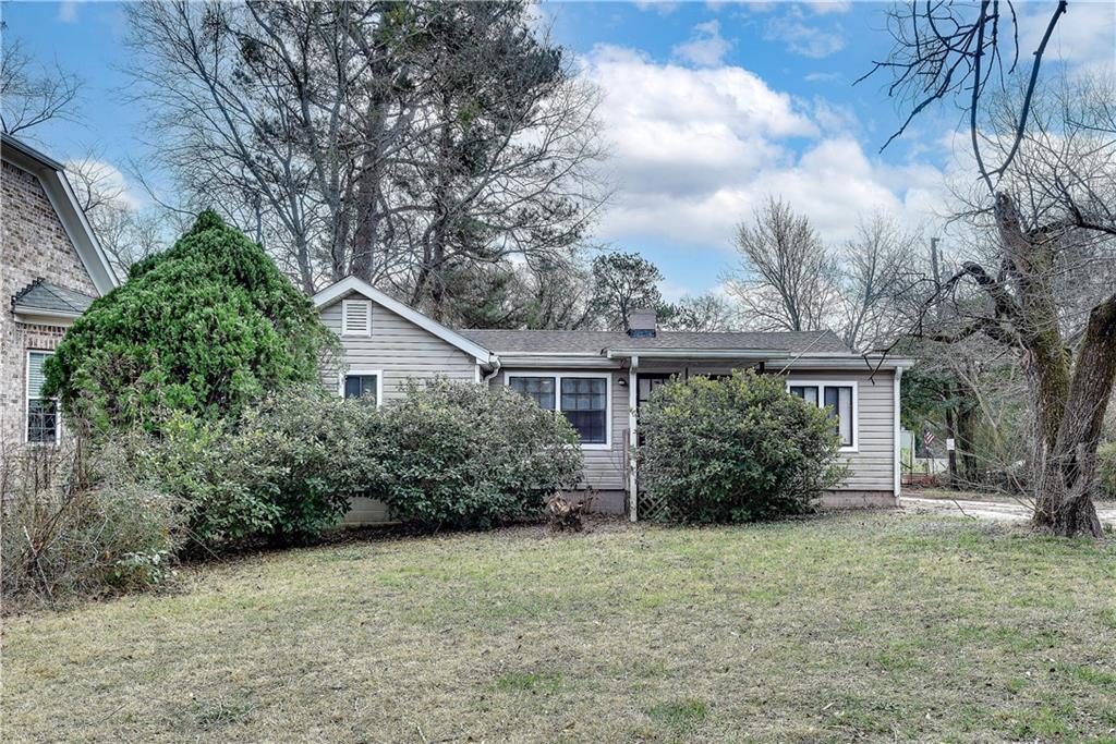 2312 Wayside Drive NE