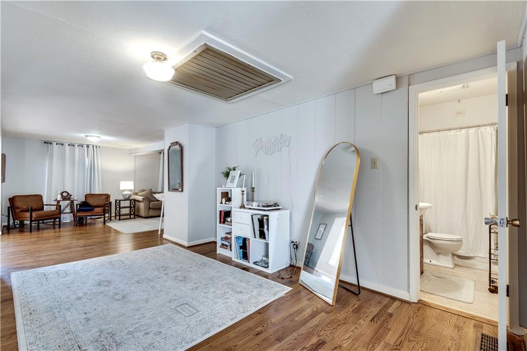 2312 Wayside Drive NE