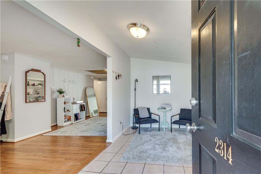 2312 Wayside Drive NE