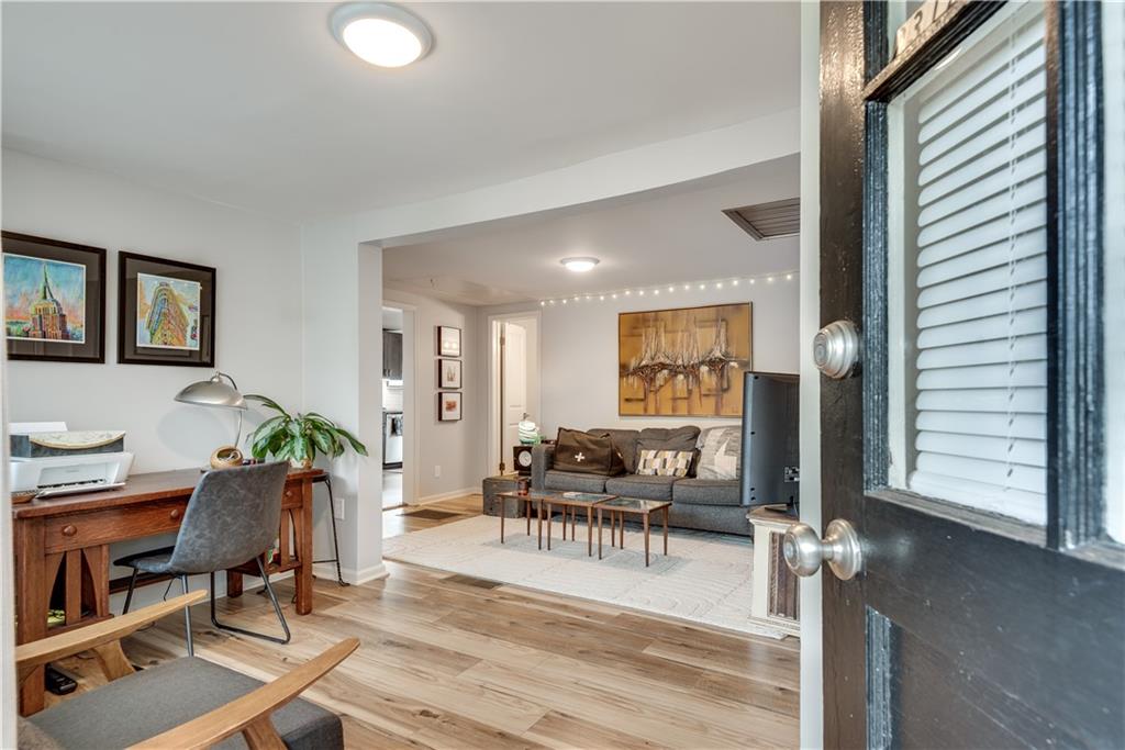 2312 Wayside Drive NE